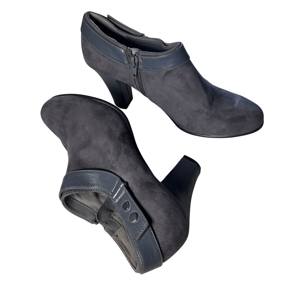 Aerosoles Booties Ankle Boots Women's Size 9 Gray Faux Suede Block Heel
